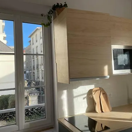 2 Min Halles, 3 Min Plages, Plein Centre. Apartman